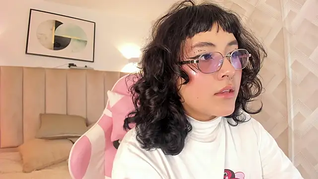 Haru Bonny online show from February 9, 9:02 pm