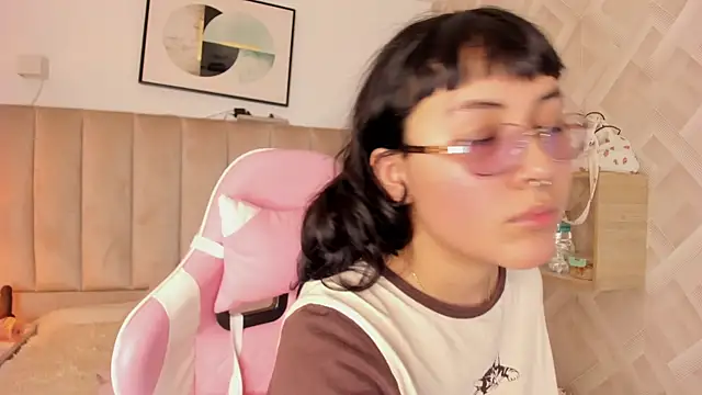 Haru Bonny online show from February 25, 7:36 pm