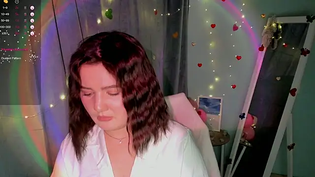 Lei White online show from February 18, 11:30 pm