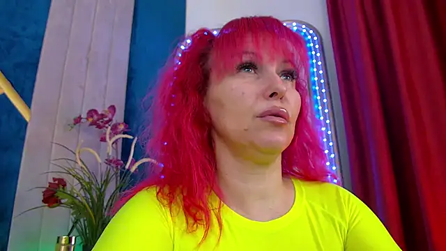 Foxxxy MILF online show from February 25, 4:56 am