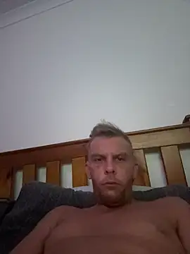 aus guy93 online show from March 6, 7:31 pm