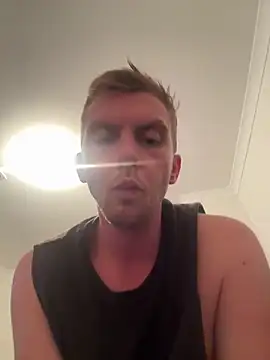 aus guy93 online show from November 1, 12:43 pm