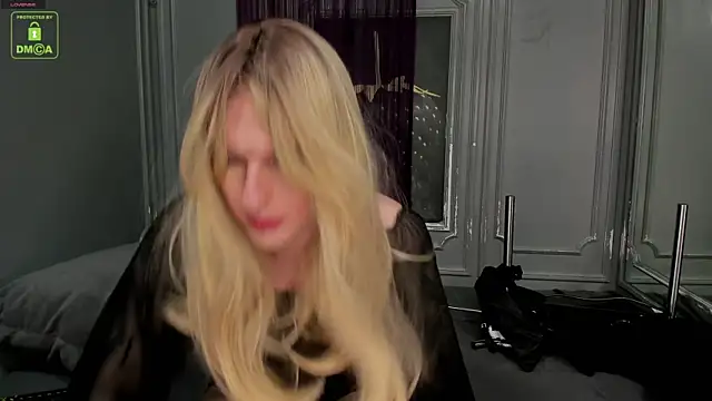 Snapshot of Tony_Talorr chatting on November 26, 8:53 pm Tony Talorr online show from November 26, 8:53 pm