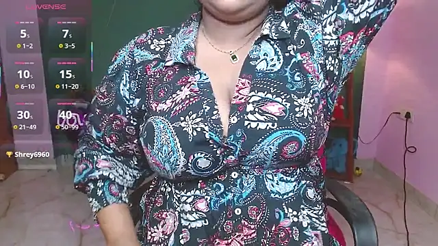 Naughty Ayesha1 online show from October 27, 2:56 am