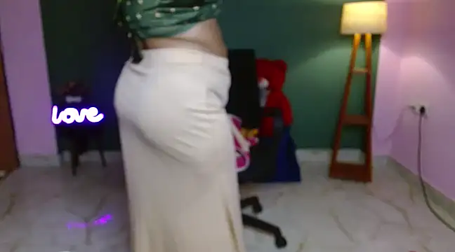 Naughty Ayesha1 online show from March 23, 2:48 am