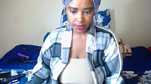 2Sweetysmile online show from October 28, 9:47 pm