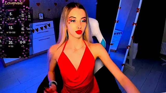 Snapshot of Emilia_Klar chatting on February 14, 3:15 pm Emilia Klar online show from February 14, 3:15 pm