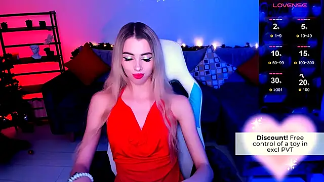 Snapshot of Emilia_Klar chatting on January 11, 5:51 pm Emilia Klar online show from January 11, 5:51 pm