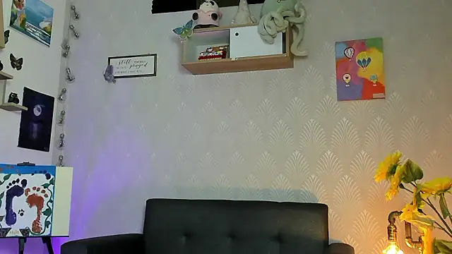 Snapshot of Alaia_Love77 chatting on June 10, 5:03 pm Alaia Love77 online show from June 10, 5:03 pm