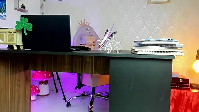 Alaia Love77 online show from March 31, 9:17 pm