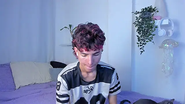 santy-kitty online show from February 27, 11:26 pm