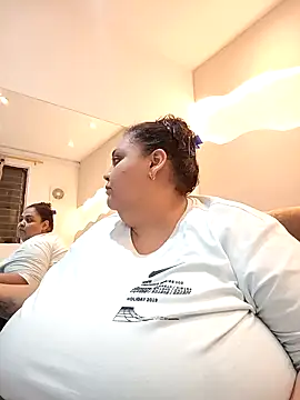 Snapshot of Alisson_am chatting on November 26, 11:32 am Alisson am online show from November 26, 11:32 am