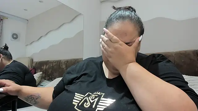 Alisson am online show from May 6, 11:36 am