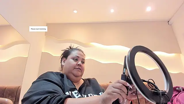 Alisson am online show from April 18, 11:56 am