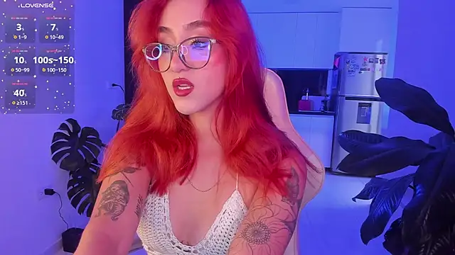 MelodieRoy online show from March 24, 9:15 pm