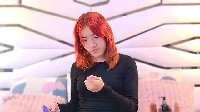 Snapshot of AlliciaKim chatting on January 8, 7:20 pm AlliciaKim online show from January 8, 7:20 pm