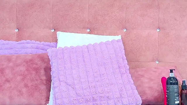 AlliciaKim online show from December 3, 7:13 pm