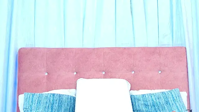 AlliciaKim online show from October 30, 7:11 pm