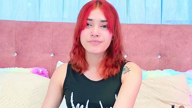 Snapshot of AlliciaKim chatting on December 21, 7:15 pm AlliciaKim online show from December 21, 7:15 pm