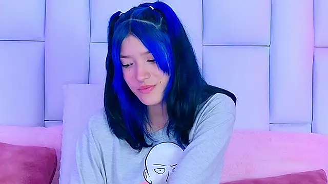 AlliciaKim online show from March 6, 10:15 pm