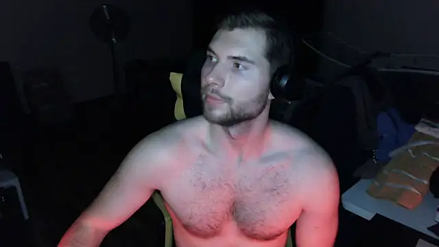 Snapshot of Ironman220 chatting on March 19, 7:03 pm Ironman220 online show from March 19, 7:03 pm