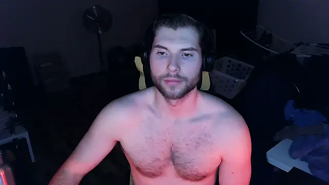 Snapshot of Ironman220 chatting on March 25, 6:51 pm Ironman220 online show from March 25, 6:51 pm