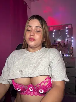 perlita05 online show from February 12, 1:49 am