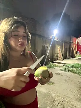 perlita05 online show from January 5, 11:19 pm