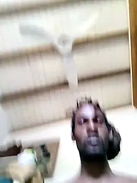 Snapshot of gwadaa9 chatting on February 18, 5:31 pm gwadaa9 online show from February 18, 5:31 pm