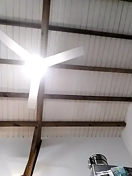 Snapshot of gwadaa9 chatting on December 18, 11:58 am gwadaa9 online show from December 18, 11:58 am