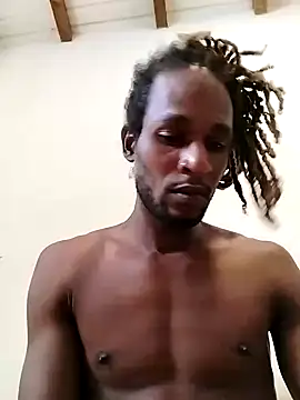 Snapshot of gwadaa9 chatting on December 6, 6:33 pm gwadaa9 online show from December 6, 6:33 pm