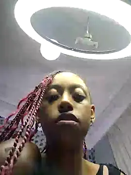 Snapshot of 02Boitybaby chatting on June 4, 6:45 pm 02Boitybaby online show from June 4, 6:45 pm
