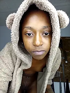 02Boitybaby online show from October 18, 6:59 am