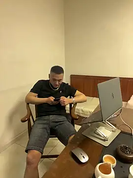 ShaoZian 1 online show from February 11, 3:23 pm