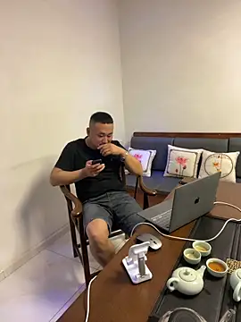 ShaoZian 1 online show from October 26, 4:18 pm