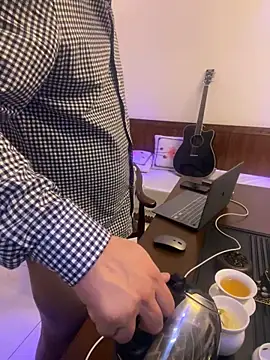 ShaoZian 1 online show from November 23, 6:07 pm