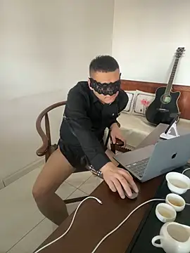 ShaoZian 1 online show from November 14, 5:55 am