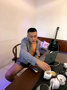 ShaoZian 1 online show from November 8, 4:38 am