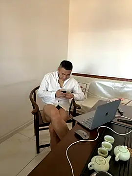 ShaoZian 1 online show from October 30, 3:38 am