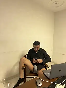 ShaoZian 1 online show from October 20, 11:44 am