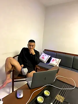 ShaoZian 1 online show from October 23, 3:32 pm