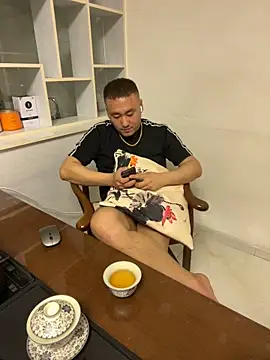 ShaoZian 1 online show from April 8, 2:51 pm