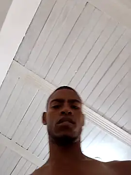 MAXIMO JHONS online show from February 7, 4:15 pm