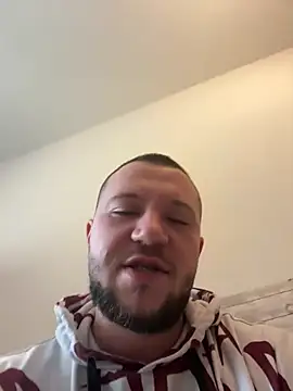klydick online show from December 24, 10:44 am