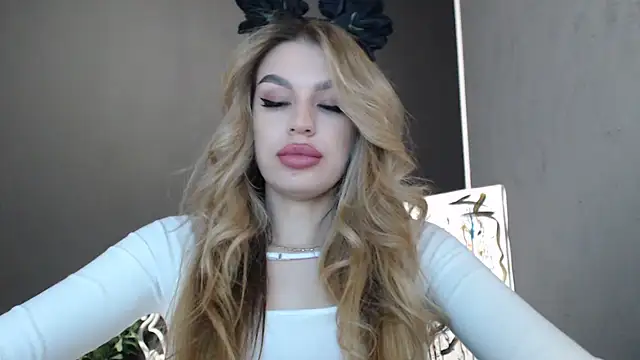 Your Jessy online show from November 1, 12:32 pm