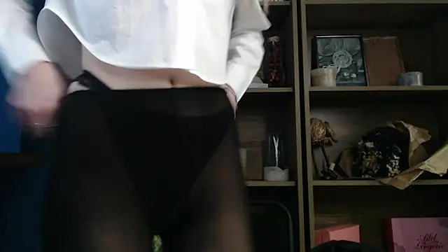 Snapshot of Your_Jessy chatting on October 13, 2:18 pm Your Jessy online show from October 13, 2:18 pm