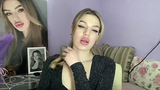 Snapshot of Your_Jessy chatting on January 22, 9:21 pm Your Jessy online show from January 22, 9:21 pm