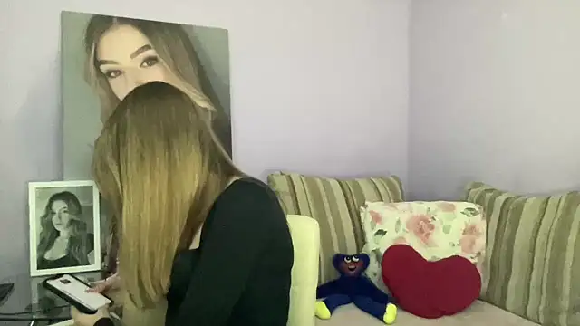 Snapshot of Your_Jessy chatting on January 30, 8:10 pm Your Jessy online show from January 30, 8:10 pm