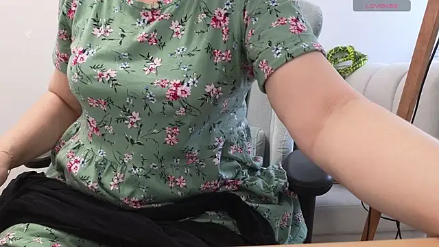 Ava Gardner  online show from April 14, 5:34 am