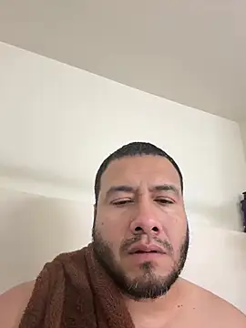 elamante03 online show from February 26, 10:15 pm